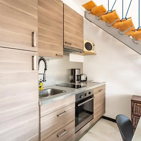 Le CAPUCIN - Petit duplex avec place de parking Dinard Extérieur photo