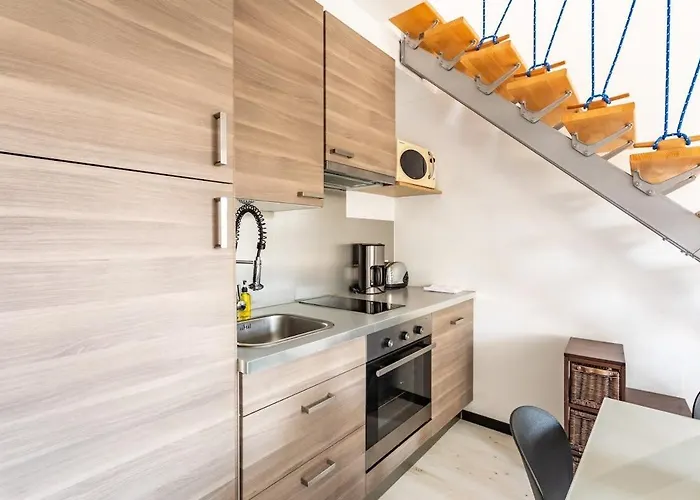 Le CAPUCIN - Petit duplex avec place de parking
