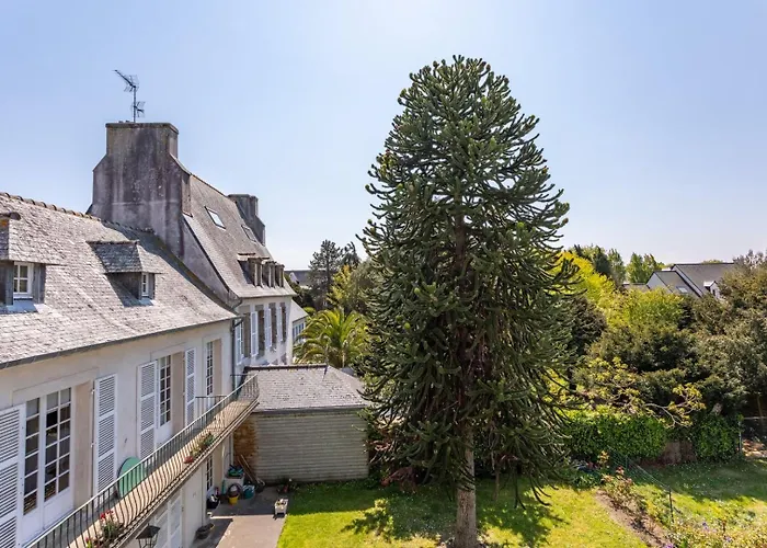 Le CAPUCIN - Petit duplex avec place de parking