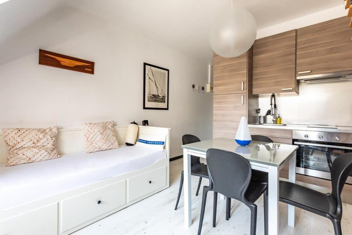 Le Capucin - Petit Duplex Avec Place De Parking Appartement